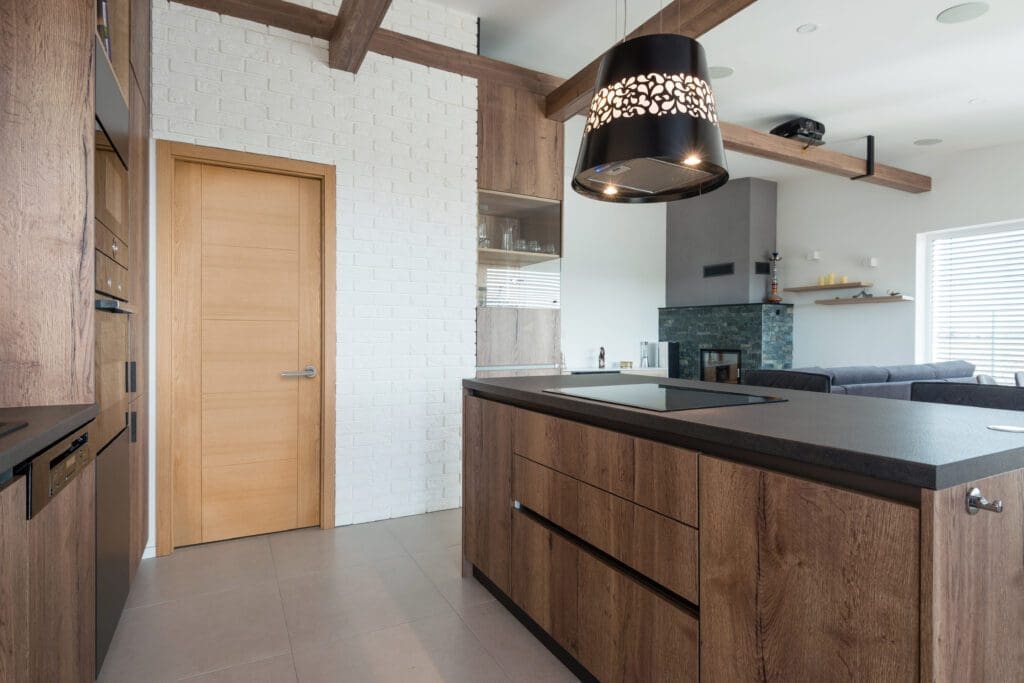 Oak Iseo Deluxe 5 Panel Door Roomset