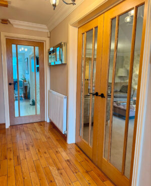 Internal Door Oak Lincoln 3L Clear Glass Pre-finished - Image 2