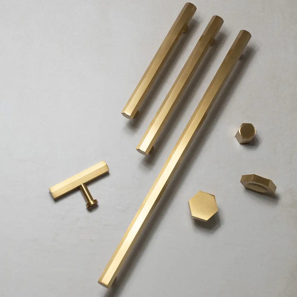 Millhouse Brass Pennington Hexagonal T-Bar Cabinet Pull Handle on Backplate 128mm - Polished Chrome - Image 2